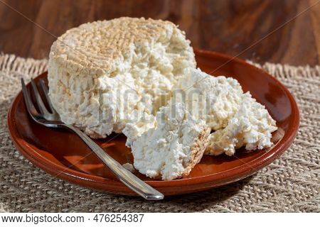 Polish Skimmed Fresh Smoked Milk Twarog Cheese, White Cow Cheese Compared To Curd, Quark, Or Cottage