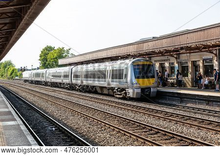 Royal Leamington Spa, Uk - June 11, 2022: Leamington Spa Train Station In Royal Leamington Spa In A 