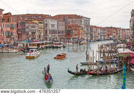 Venize, Italy - April 06 2019: Grand Canal With The Palazzo Loredan (municipal Administration Office