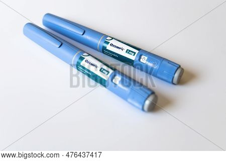 Ozempic Insulin Injection Pen Or Insulin Cartridge Pen For Diabetics. Medical Equipment For Diabetes