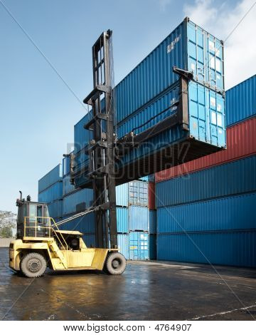 Gaffeltruck løfte Container