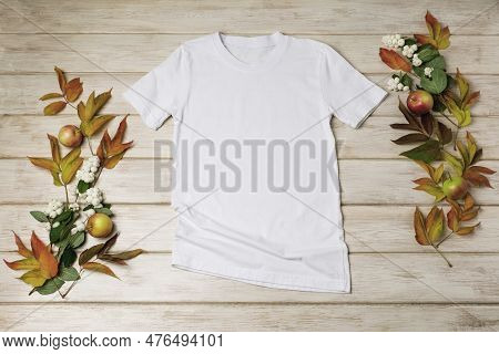 Mock-up Of A T-shirt All-color T-shirts, Digital Mockups, T-shirt In A Regular Size For Both Sexes W