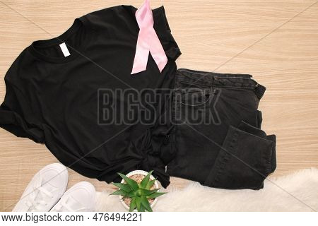 Mock-up Of A T-shirt All-color T-shirts, Digital Mockups, T-shirt In A Regular Size For Both Sexes W