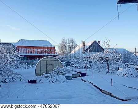A Clear Winter Morning In The Countryside
