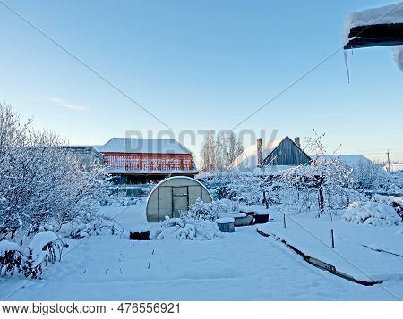 A Clear Winter Morning In The Countryside