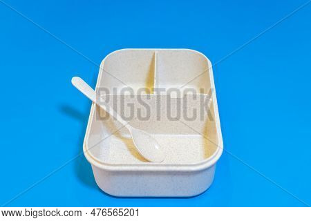 White Lunch Box With Brown Lid And Three Compartments