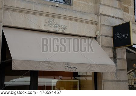 Bordeaux , Aquitaine  France - 05 19 2023 : Poiray Paris Brand Text Facade Store Signage And Logo Si
