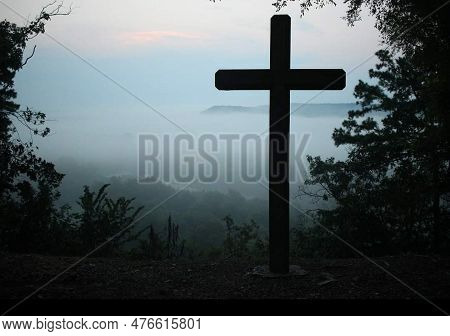 Panoramica Espiritual Que Eleva Alma Y Pensamientos