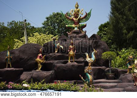 Sculpture Carving Stone Preserver Narai Song Suban Figure Or Narayana Hari Riding On Garuda Statue O