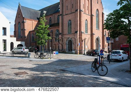 Temse, East Flemish Region, Belgium - May 18, 2023 - Central Square And Church Of The Village With C