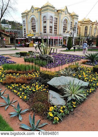 Кисловодск, Stavropol Territory, Russia. April 30, 2023. Kurortniy Boulevard, A Favorite Place For W