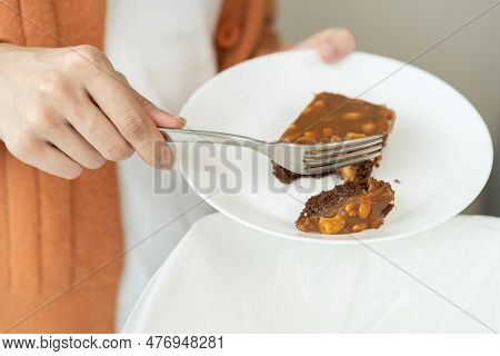 Cholesterol Meal, Asian Young Housekeeper Hold Plate Of Cake, Hand Use Fork Scraping, Throw Waste, E