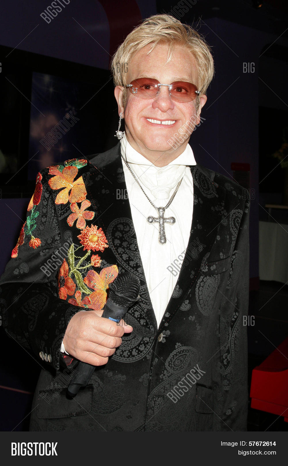 Celebrity Wax Model Image & Photo (Free Trial) Bigstock