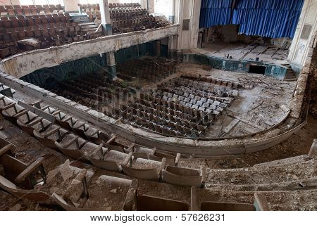 Scrap Metal Theater