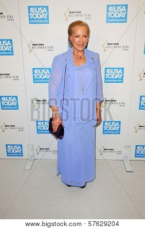 Zina Bethune at the USA Today Hollywood Hero Gala honoring Ashley Judd,  Montage Hotel, Beverly Hills, CA.  11-10-09