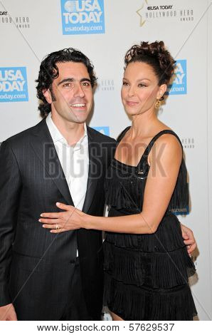 Dario Franchitti and wife Ashley Judd at the USA Today Hollywood Hero Gala honoring Ashley Judd,  Montage Hotel, Beverly Hills, CA.  11-10-09