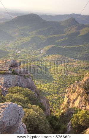 Paisaje montañoso Mediterráneo