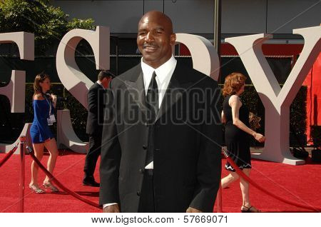 Evander Holyfield at the 17th Annual ESPY Awards. Nokia Theatre, Los Angeles, CA. 07-15-09