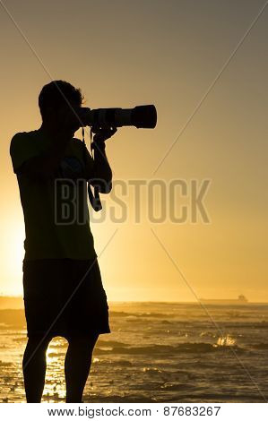 Silhouetted Seascape Photographer