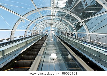 View of the spectacular escalator in Japan Building a modern high rise skyscraper in the Tokyo in Japan.
