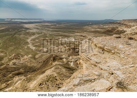 The break at the edge of the plateau of Ustyurt, cliffs, chinks, Kazakhstan
