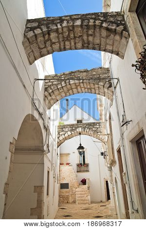 Characteristic alleyway of Locorotondo. Puglia. Southern Italy.