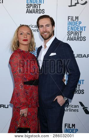 LOS ANGELES - FEB 23:  Annie Starke, Marc Albu at the 2019 Film Independent Spirit Awards on the Beach on February 23, 2019 in Santa Monica, CA