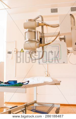 Medical Linear Accelerator In The Therapeutic Oncology.procedure Of Ultrasound Examination. Diagnosi