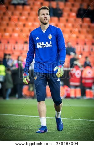 VALENCIA, SPAIN - FEBRUARY 21: Neto during UEFA Europa League match between Valencia CF and Celtic FC at Mestalla Stadium on February 21, 2019 in Valencia, Spain