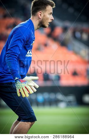 VALENCIA, SPAIN - FEBRUARY 21: Neto during UEFA Europa League match between Valencia CF and Celtic FC at Mestalla Stadium on February 21, 2019 in Valencia, Spain