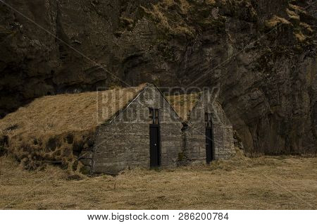 Old Stone House Destroyed Ancient Viking Overgrown With Yellow Dry Grass