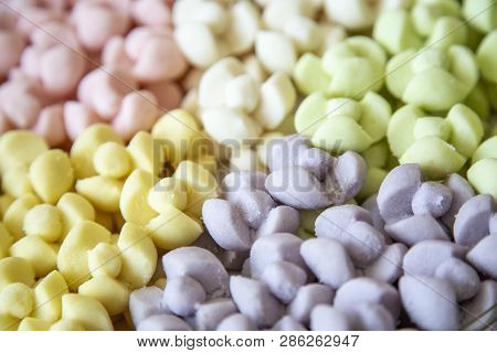 Thai Dessert Shortbread Cookies (kleeb Lam Duan)