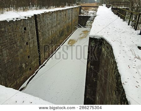 Bridge Acheduk Architecture Prussia River Koenigsberg Canal Gateway