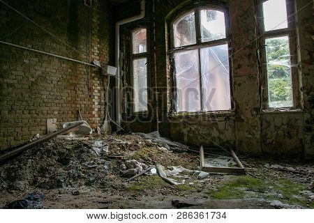 Ruins Of Beelitz-heilstätten Lost Place Berlin Brandenburg;