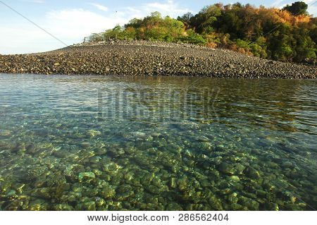 Beautiful Stone On Koh Hin Ngam , Tarutao Marine National Park In Satun Province, Thailand