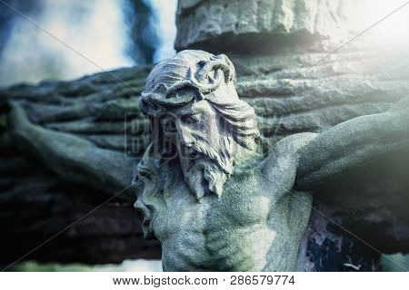 Death Does Not Exist Concept. Antique Statue Of Death And Resurrection Of Jesus Of Nazareth - Jesus 
