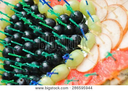 Wedding Banquet In A Restaurant, Assorted Fruit, Heart Of Banana, Berry, Kiwi