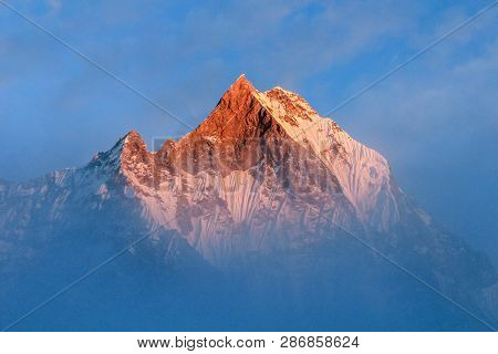 Starry Sky Over Machhepuchare And Annapurna Base Camp - Nepal, Himalayas