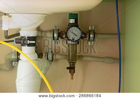 The Backwash Water Filter Pressure Reducer Manometer