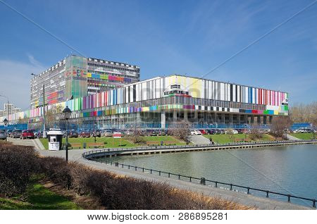 Moscow, Russia - April 24, 2018: Ostankino Tv Technical Center And The Ostankino Pond