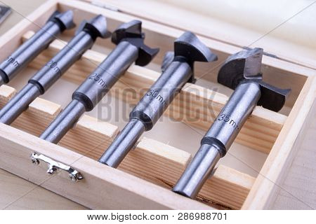 Carpentry Drill, Used To Mount Furniture Hinges. A Cutter Used To Mount Furniture From Chipboard. Da