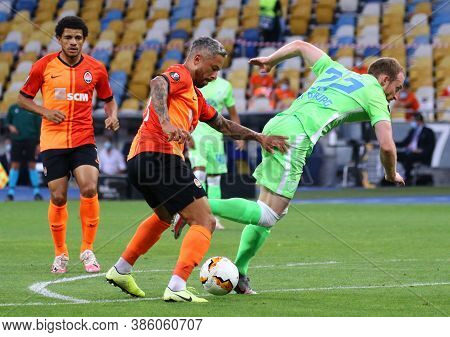 Kyiv, Ukraine - August 5, 2020: Marlos Of Shakhtar Donetsk (l) Fights For A Ball With Marin Pongraci