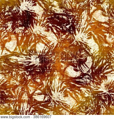 Seamless Modern Sepia Brown Flower Blockprint Print. Grunge Watercolor Texture Floral Background. Wo