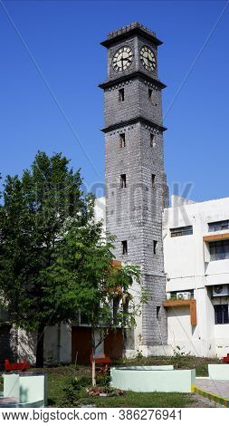 Kalaburagi, Karnataka/india-september 03.2020: Gulbarga University Library Clock Tower Isolated In B