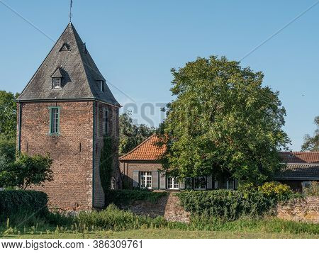 the village of krudenburg at the river lippe