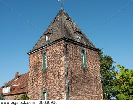 the village of krudenburg at the river lippe