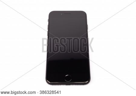 Design Of The New Iphone Se 2020 From Apple