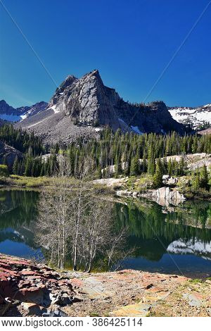 Lake Blanche Hiking Trail Panorama Views. Wasatch Front Rocky Mountains, Twin Peaks Wilderness,  Was