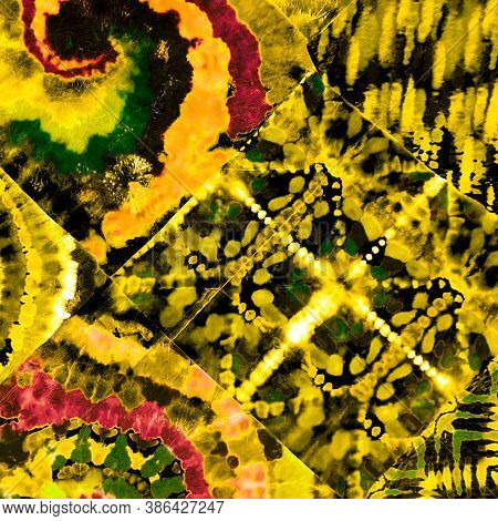 Grunge Banner. Dyed Watercolour Pattern.  Trandy  Watercolour Backdrop. Abstract Tie Dyed Ornament. 