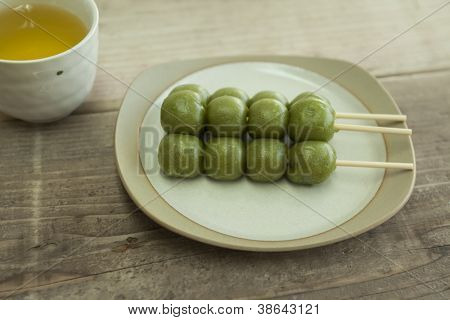 Tee und Knödel